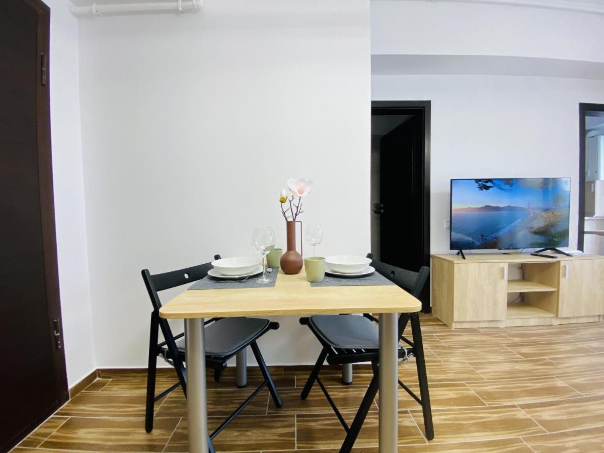 New City Studios With Balcony Bucureşti Exterior foto
